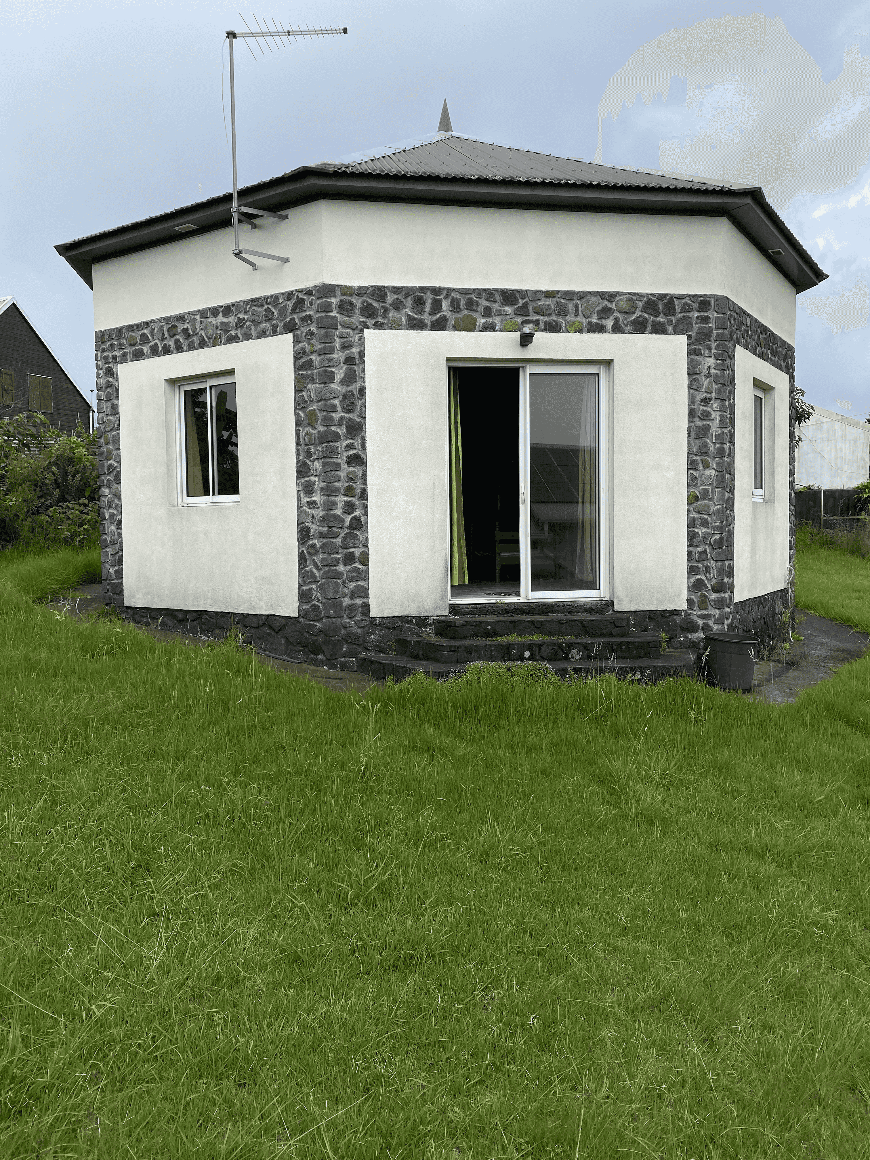 Ti Kaz lé haut - Maison d'hôtes à La Réunion avec vue panoramique à 1600m d'altitude